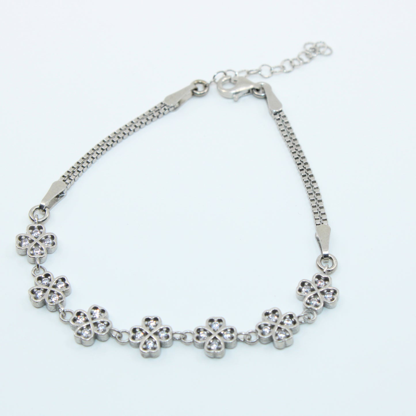 Brățară din Argint Cu Trifoi Si Cristale