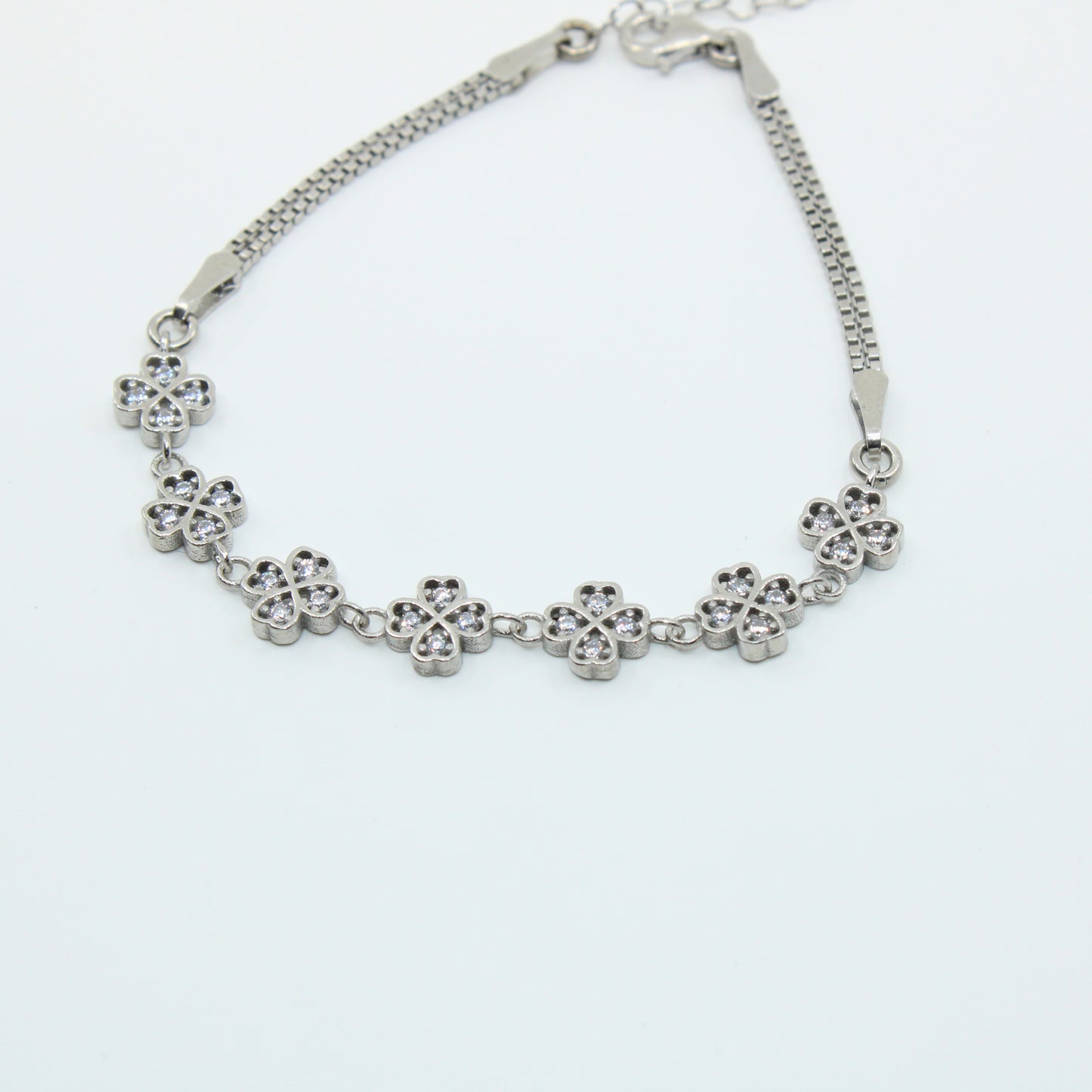 Brățară din Argint Cu Trifoi Si Cristale