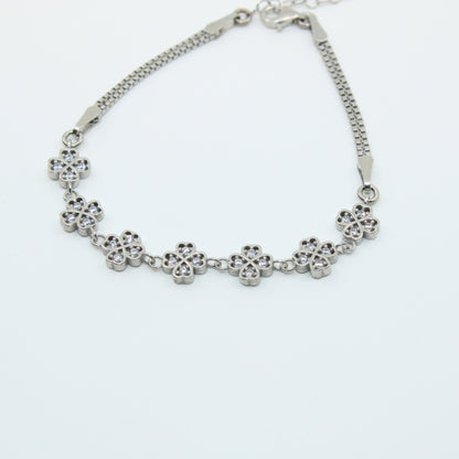 Brățară din Argint Cu Trifoi Si Cristale