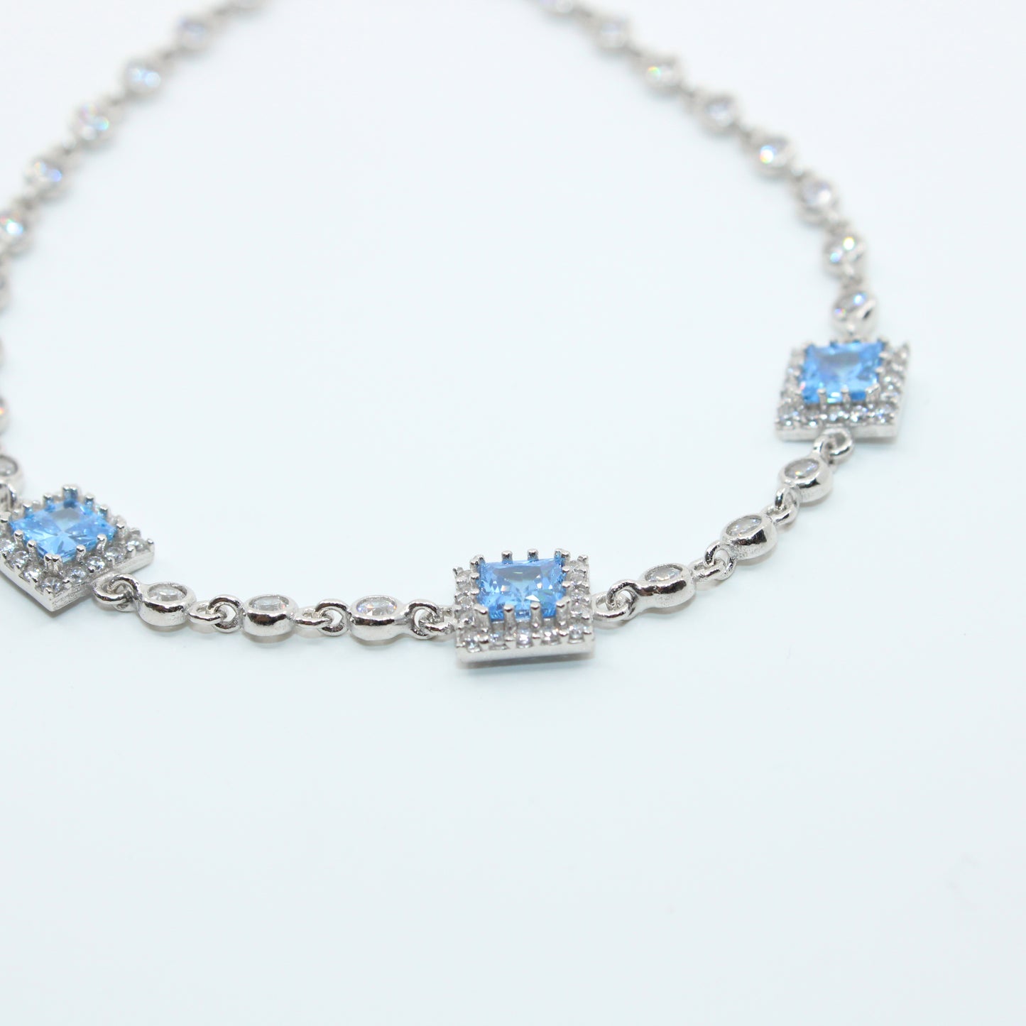 Brățară din Argint Reglabila Cu Cristal Patrat Albastru