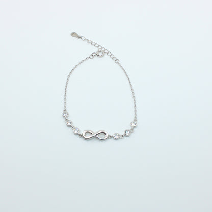Brățară din Argint Reglabila Infinity Si Cristale