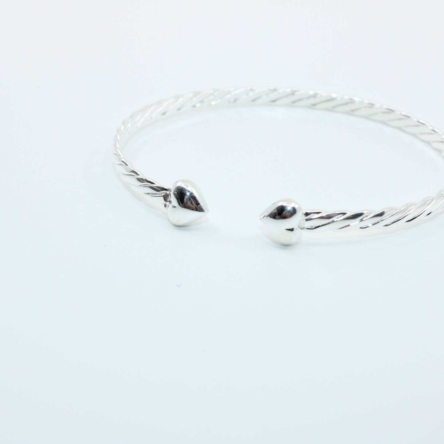 Brățară fixa din argint Cu Inimioare