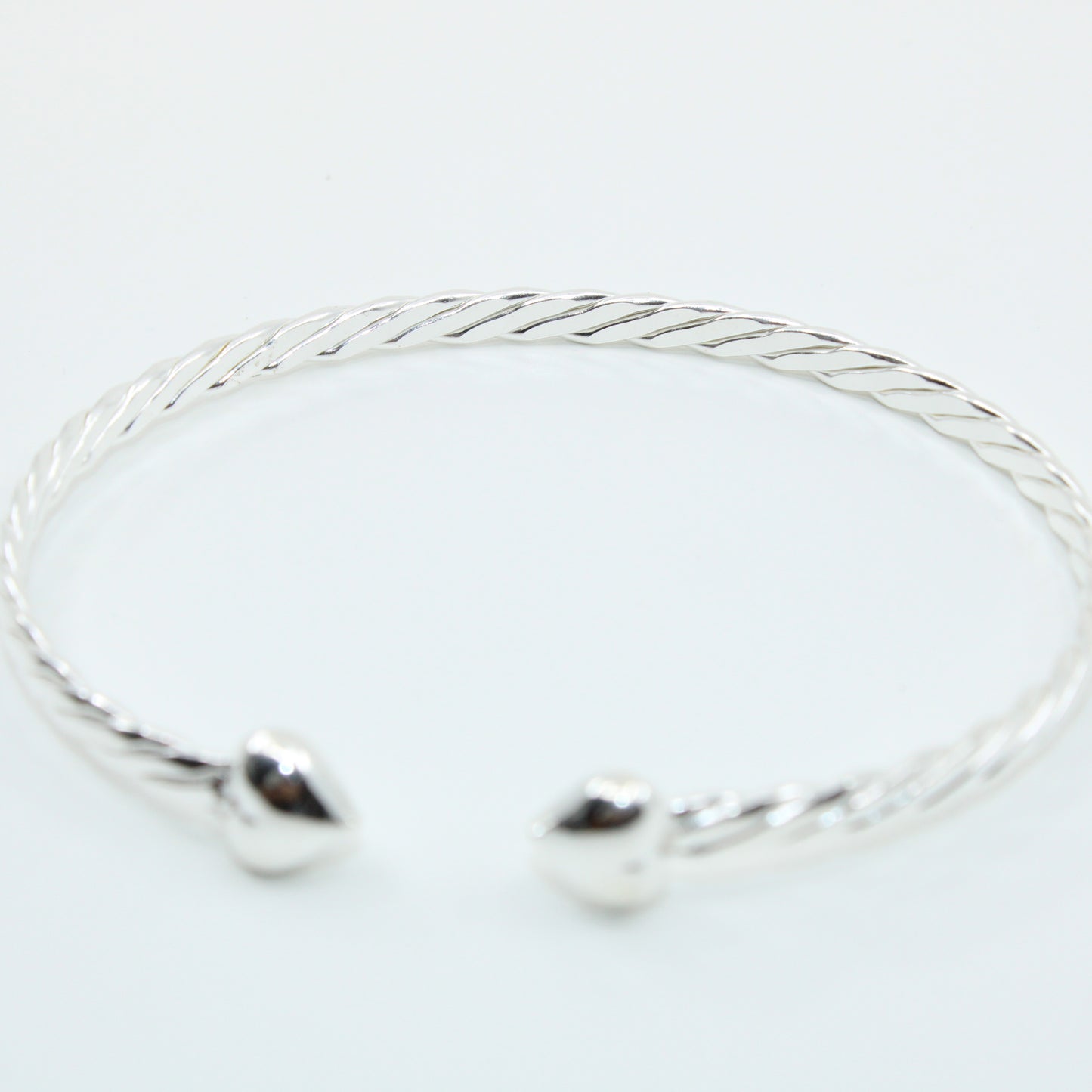 Brățară fixa din argint Cu Inimioare