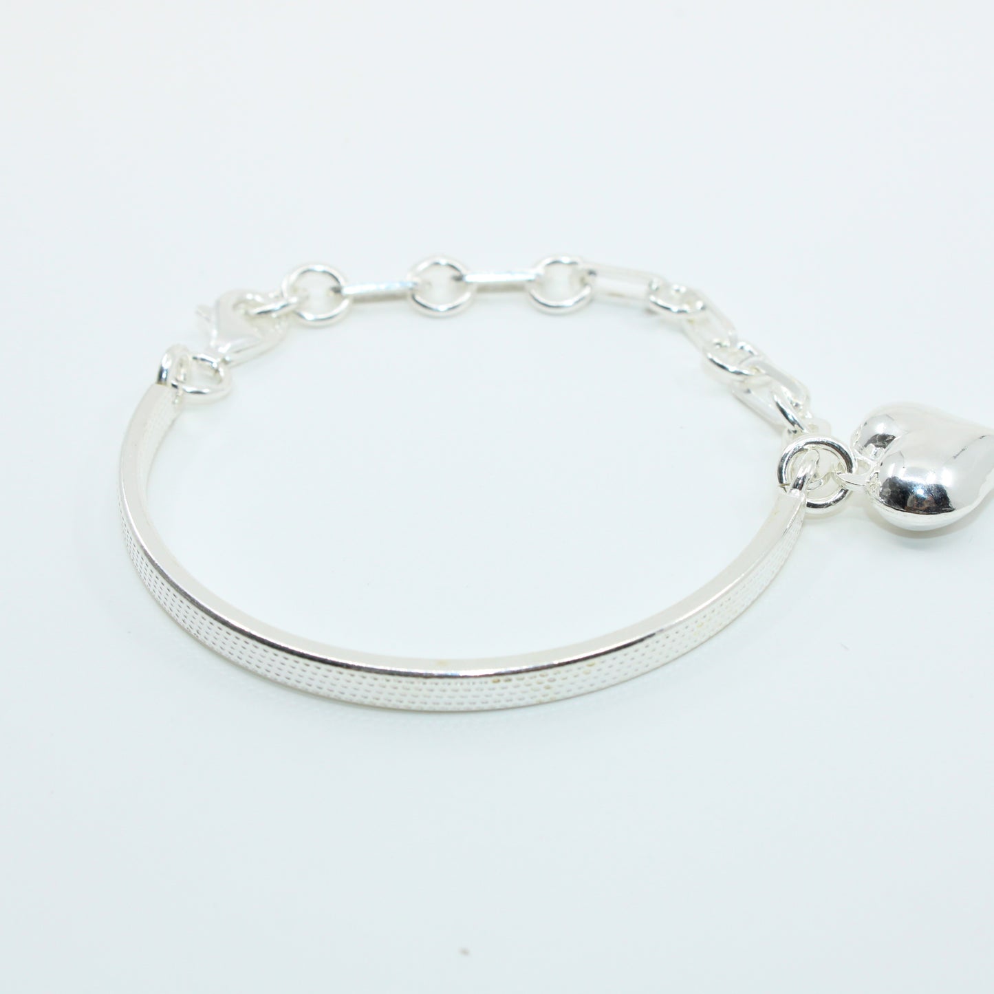 Brățară semifixa din argint Cu Inimioara