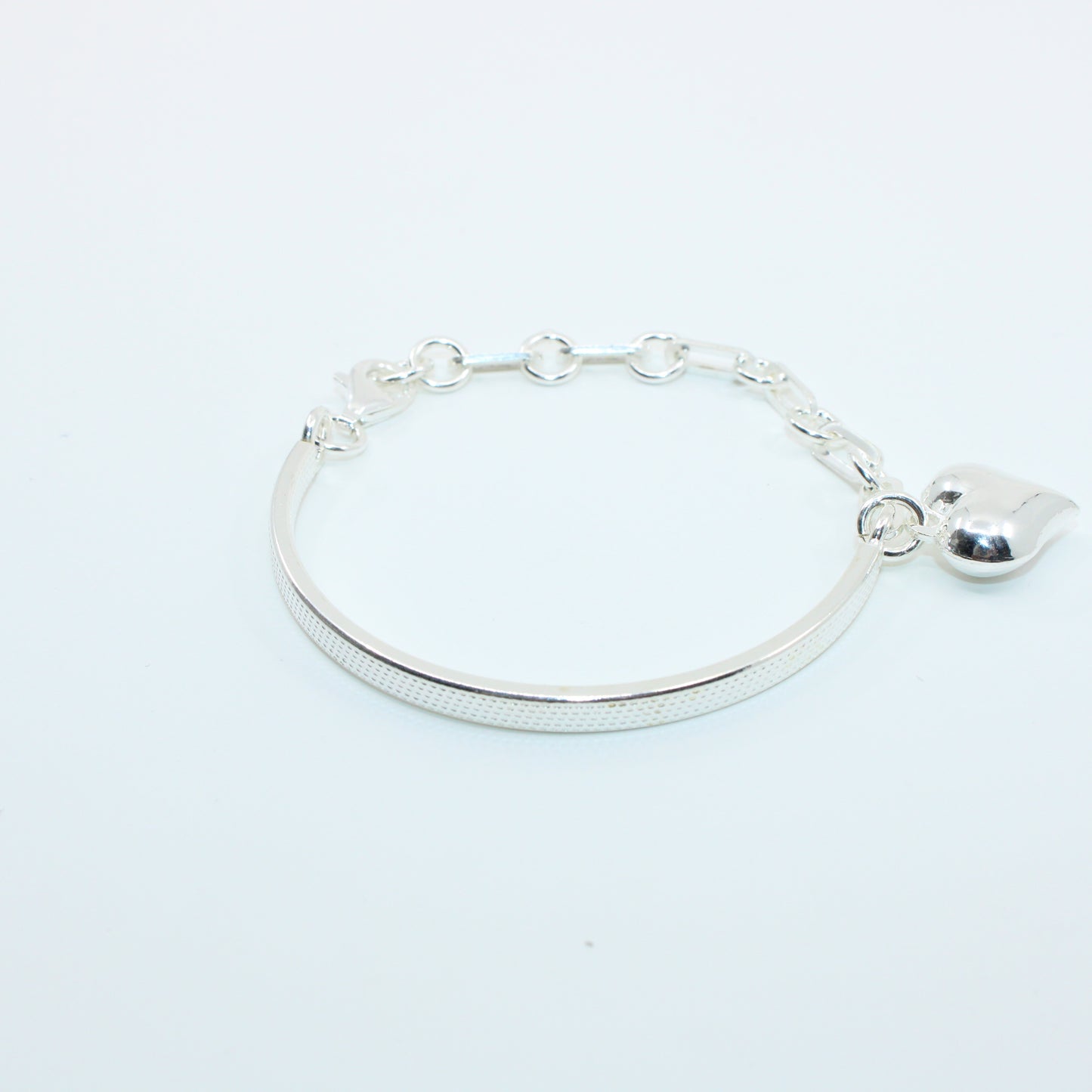 Brățară semifixa din argint Cu Inimioara