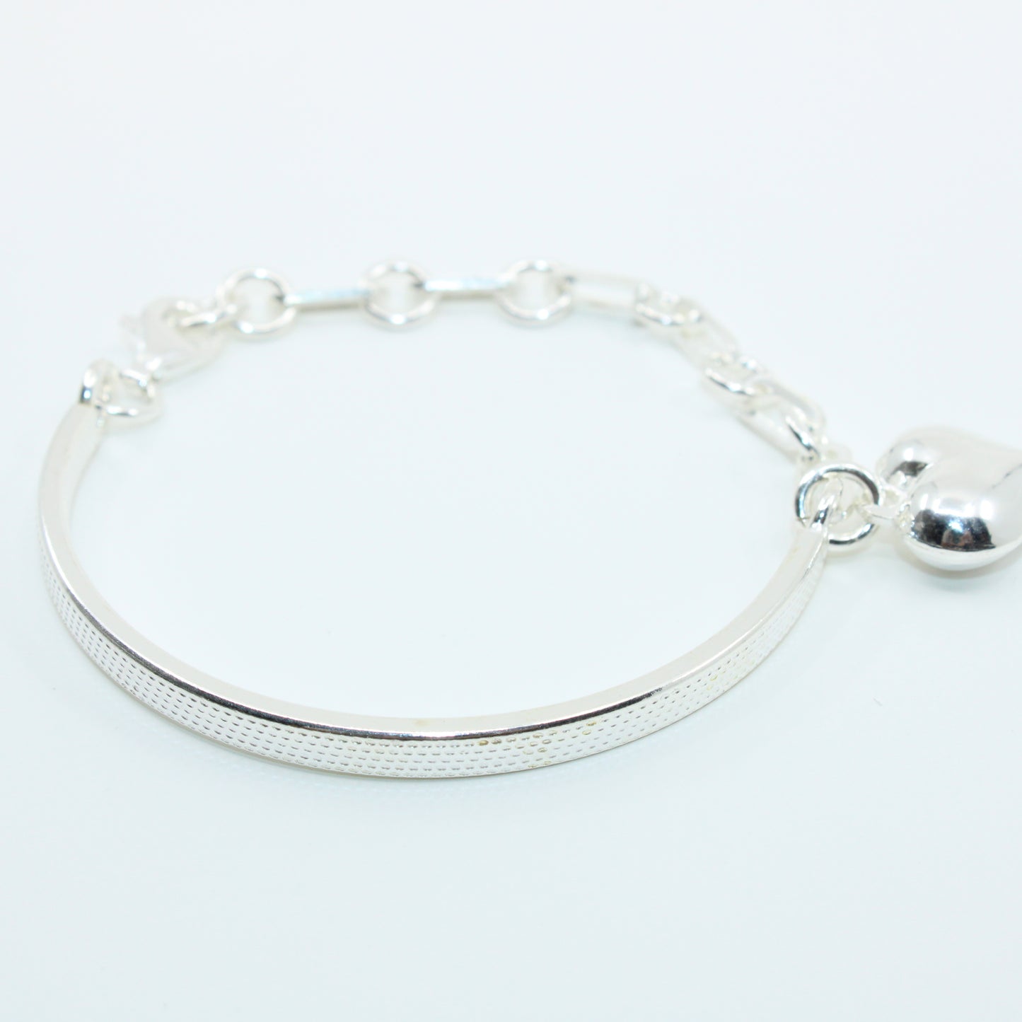 Brățară semifixa din argint Cu Inimioara