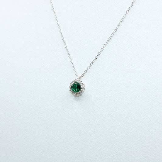 Colier Argint Cu Pandativ Cristal Verde Si Pietricele