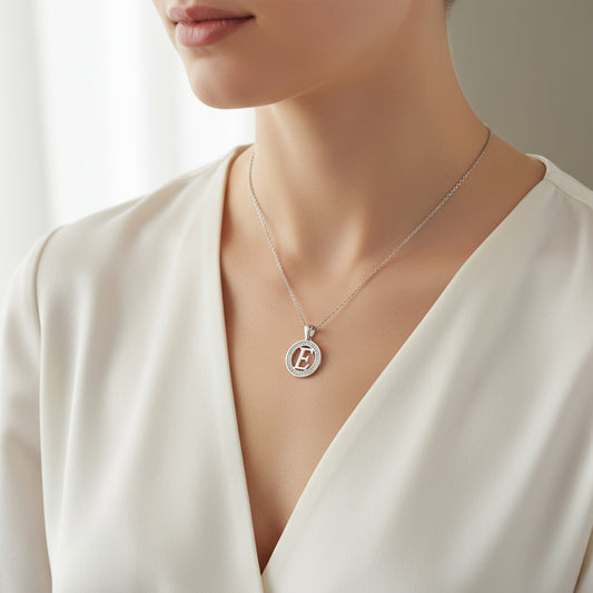 Pandativ Argint Initiala E